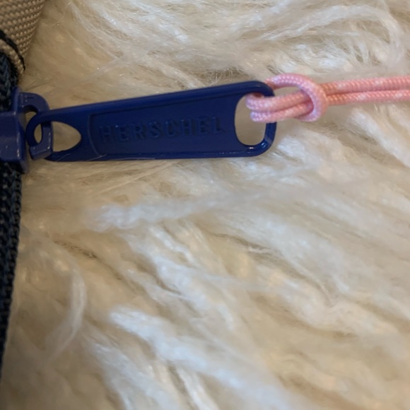 Herschel Repurpose Tan Binder Case - Picture 12 of 15